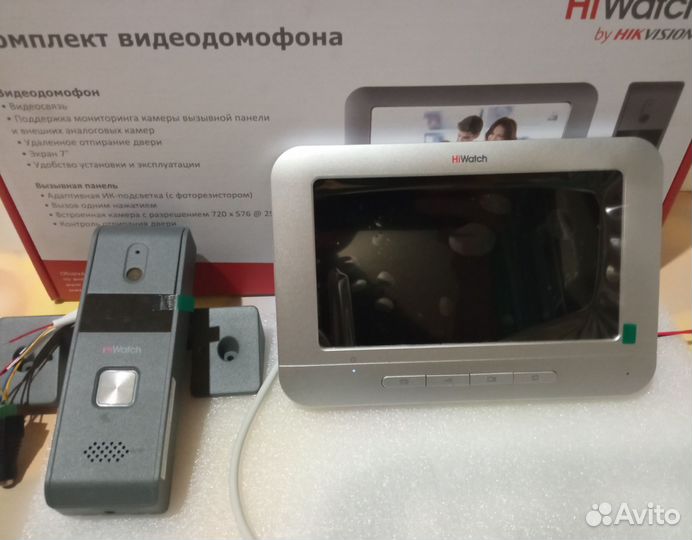 Видеодомофон цветной,Hikvision,с вызывной панелью