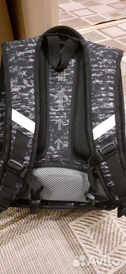 Школьный рюкзак