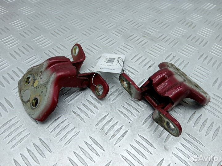 Петля для Hyundai-KIA Sorento 1