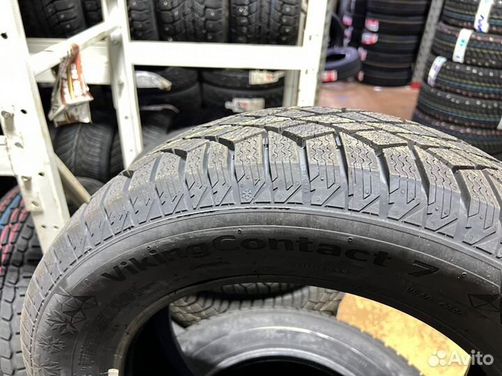 Continental ContiVikingContact 7 205/55 R16 94T