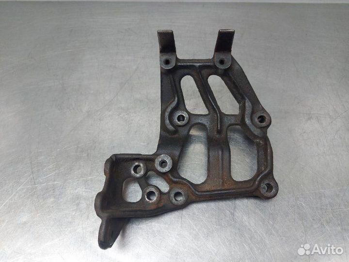 Кронштейн Hyundai Galloper G6AT