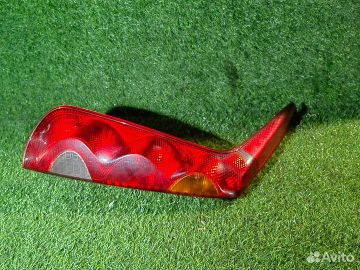 Фонарь задняя фара левая Nissan Note E11