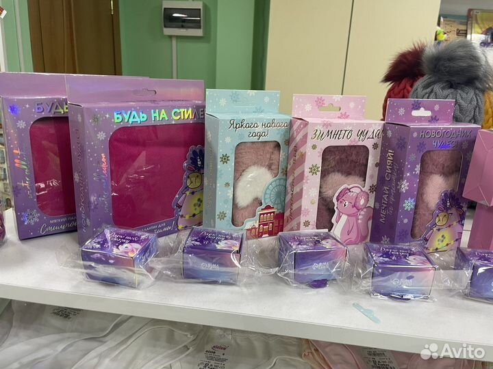 Подарочные наборы для девочек к Новому году