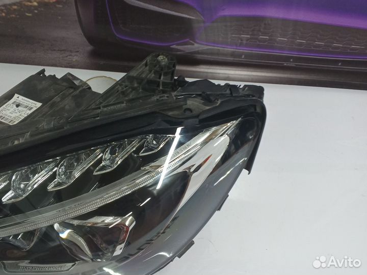 Фара левая Mercedes Benz W205 LED Дорестайлинг