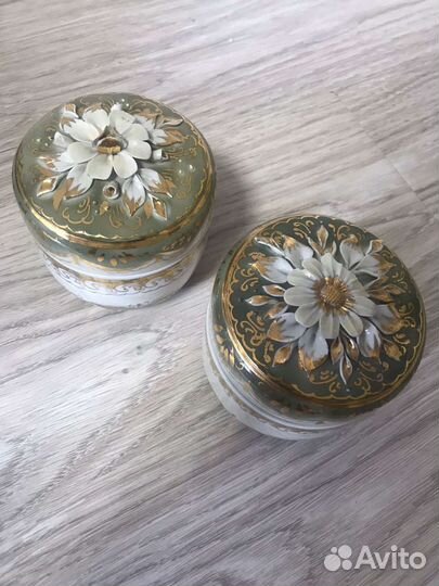 Фарфоровые шкатулки. Рельевная лепка