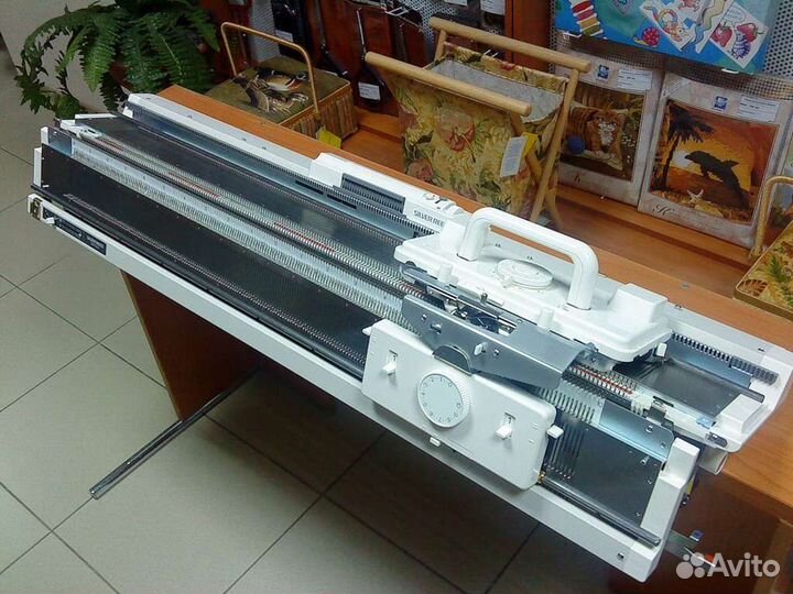 Работник в трикотажное ателье