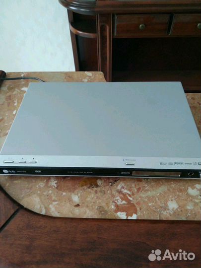 DVD и MP3 проигрыватель LG