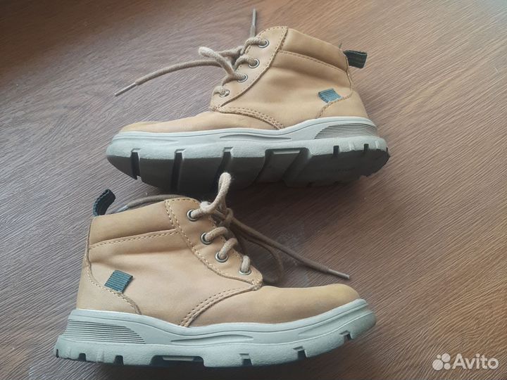 Ботинки детские 23