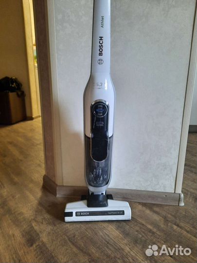 Пылесос Bosch 25.2v athlet вертикальный
