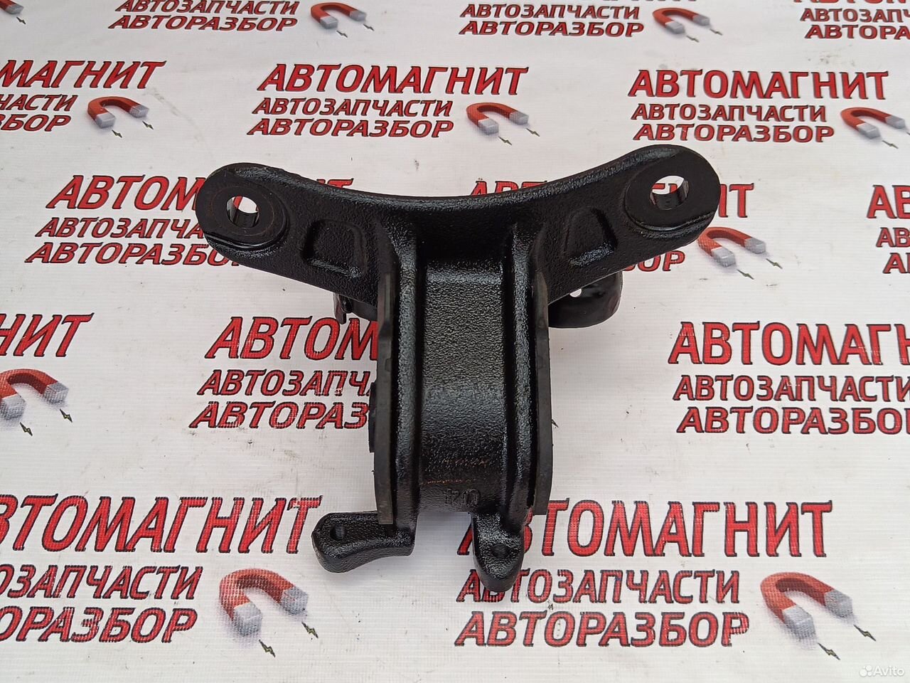 Подушка двигателя левая Тойота Рав 4 ха50