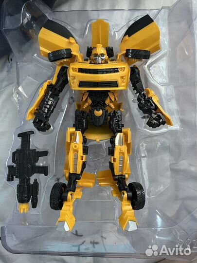 Робот трансформер 2 в 1 Бамблби