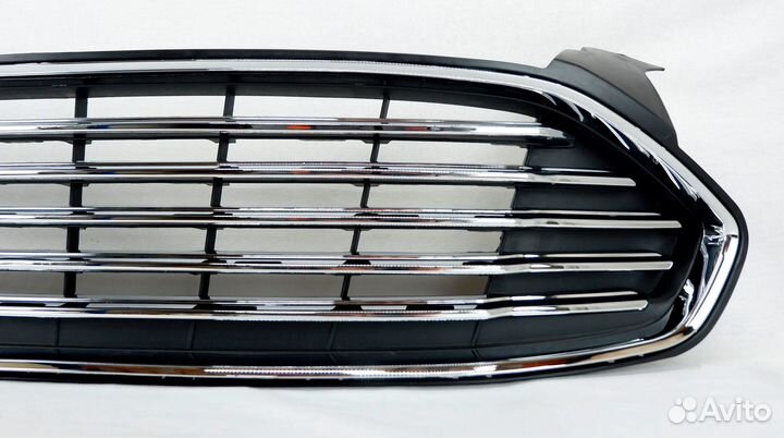 Решетка радиатора на Ford Mondeo 5 - Хром