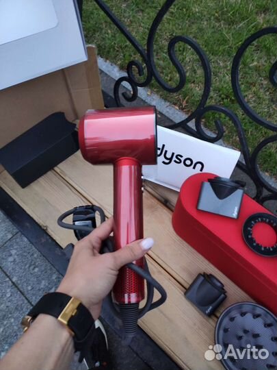 Фен dyson supersonic новый