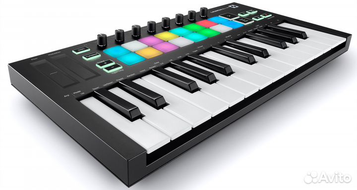 Контроллер Novation LaunchKey Mini MK3