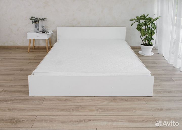 Кровать 200х200 с матрасом