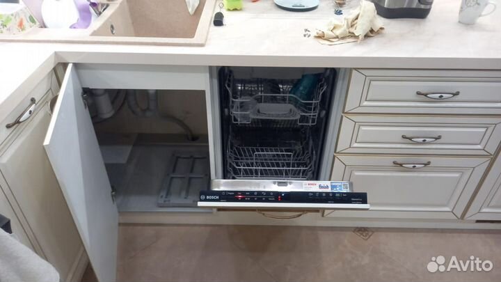 Сантехник Посудомоечную стиральную машину унитаз