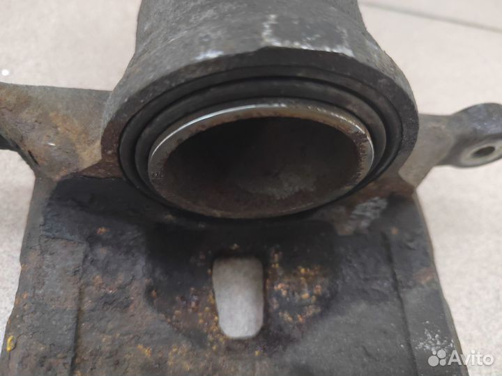 Суппорт передний правый Hyundai Creta 1 15-20