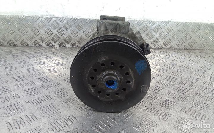 Компрессор кондиционера бензиновый toyota auris E1