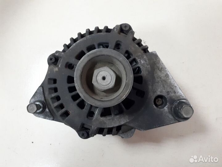 Генератор на мицубиси паджеро MD370479