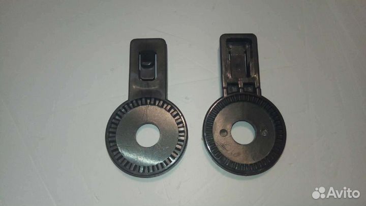 Держатель капюшона коляски roan