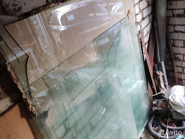 Стекло 160*130см