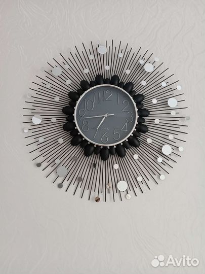 Зеркало солнце. Часы