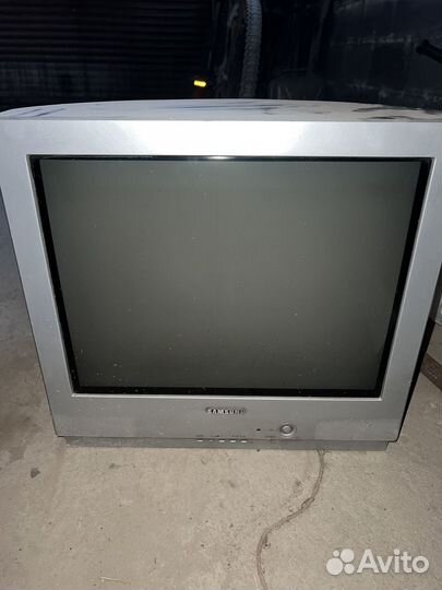 Телевизор samsung