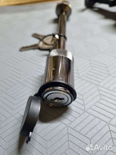 Противоугонное устройство Knott для каравана Hobby