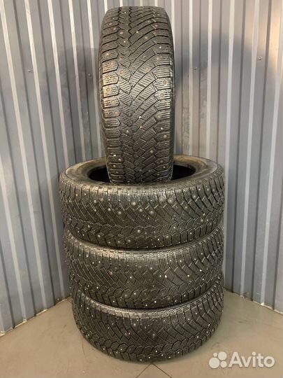 Continental ContiIceContact 4x4 235/55 R19 105T