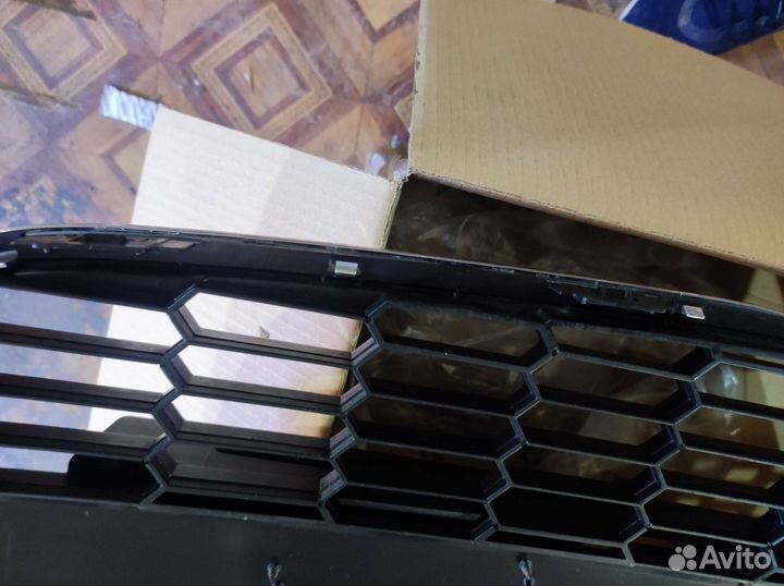 Решётка aveo t300