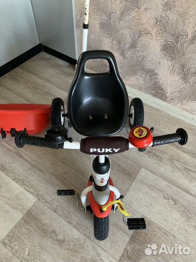 Трехколесный велосипед Puky с ручкой
