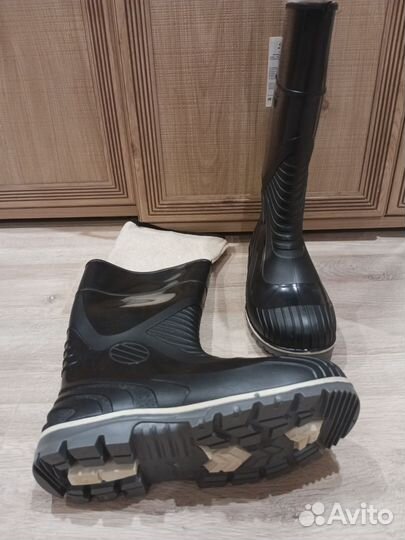 Сапоги рыбацкие,цельнолитые,забродные для рыбалки