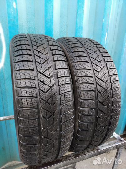 Pirelli Winter Sottozero 3 235/55 R17 107F