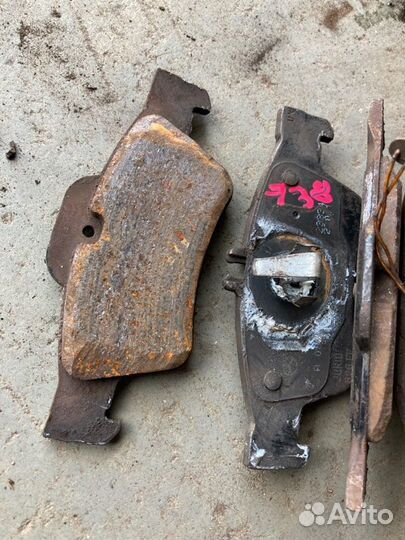 Тормозные колодки 300мм заднее Mercedes-Benz