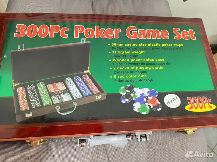 Покерный набор 300 фишек