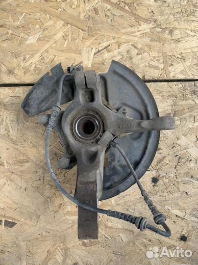 LADA largus повортный кулак