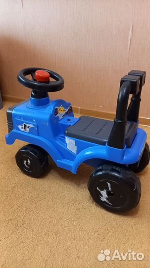Машинка толокар