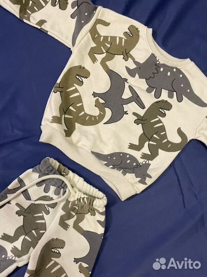 Костюм на мальчика zara