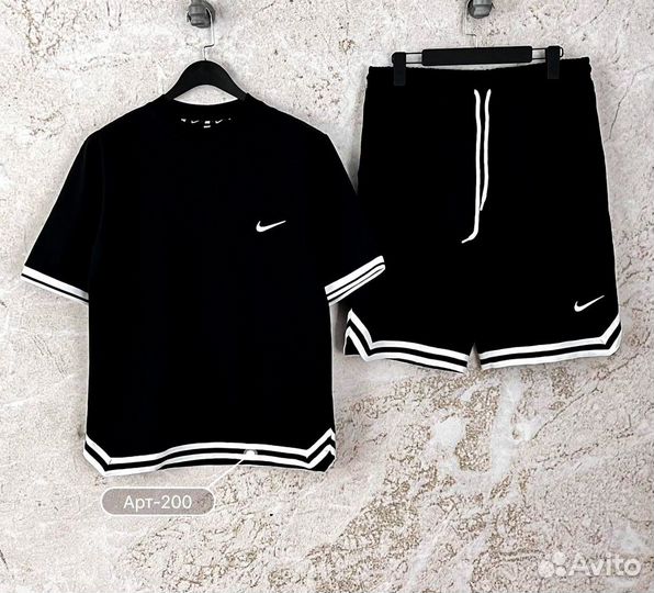 Спортивный летний костюм Nike футболка и шорты