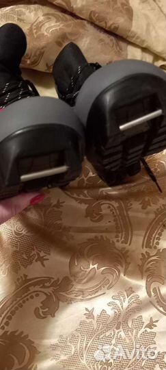 Лыжные ботинки