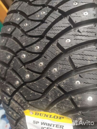 Dunlop SP Winter Ice 03 235/45 R18