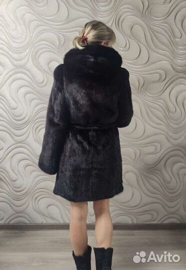 Шуба норковая с капюшоном