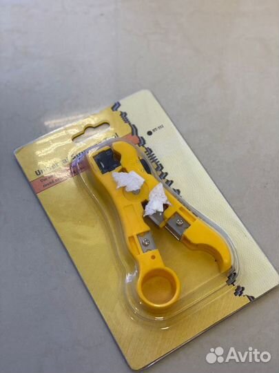 Инструмент для зачистки/обрезки кабеля ITK TS2-GR2