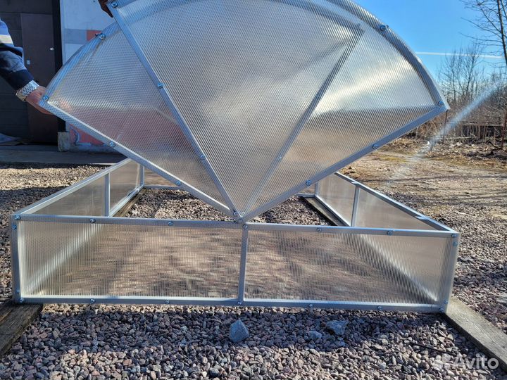 Парник из поликарбоната хлебница, жемчужина