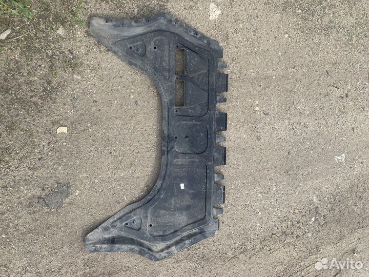 Защита двигателя Шкода йети 1,4 Dsg, 2013