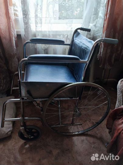 Инвалидная коляска