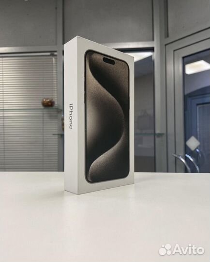 iPhone 15 Pro, 256 ГБ