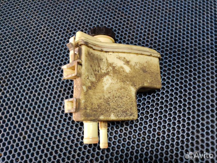 Бачок гур renault kangoo