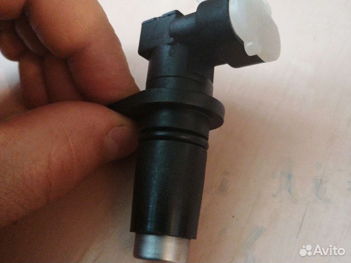 Датчик скорости кпп ZF JCB 400/10037