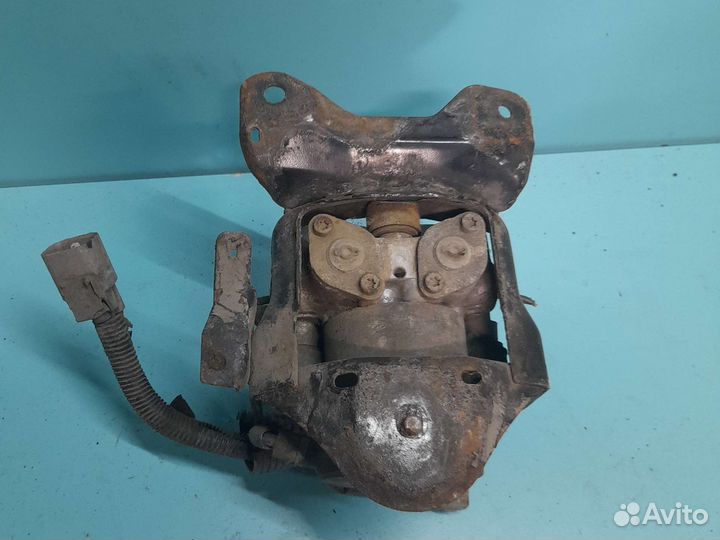 Блок abs Toyota corolla